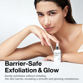 Numbuzin No.4 fast-absorbing serum sinks in quickly for daily use.