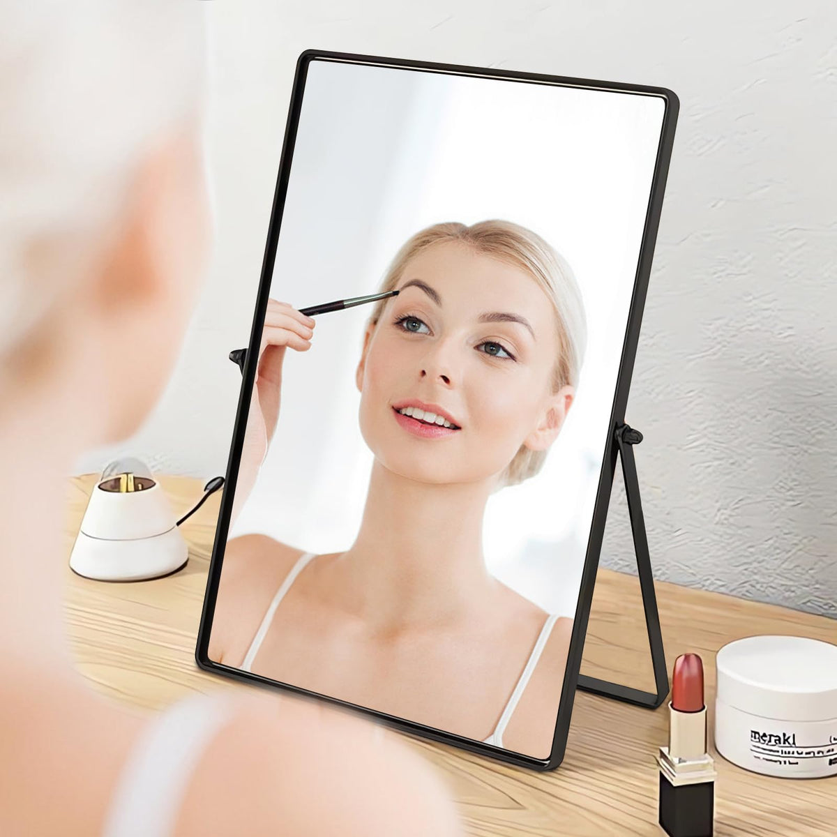Numjeg single-sided no magnification mirror suitable for everyday use