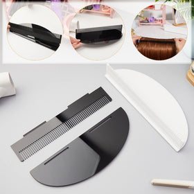 Nuogo acrylic display stand for hair extensions, lightweight and stable on desks.