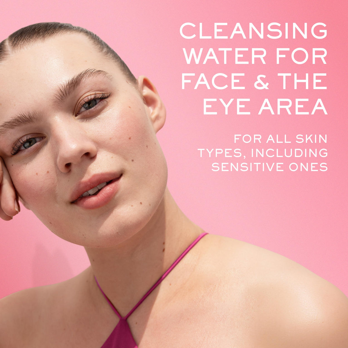 Close-up of melting gel texture for gentle cleansing with Nuxe Very Rose.