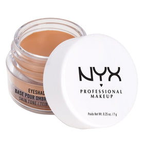 NYX Eyeshadow Base Primer skin-tone shade applied on eyelid for natural color hold.