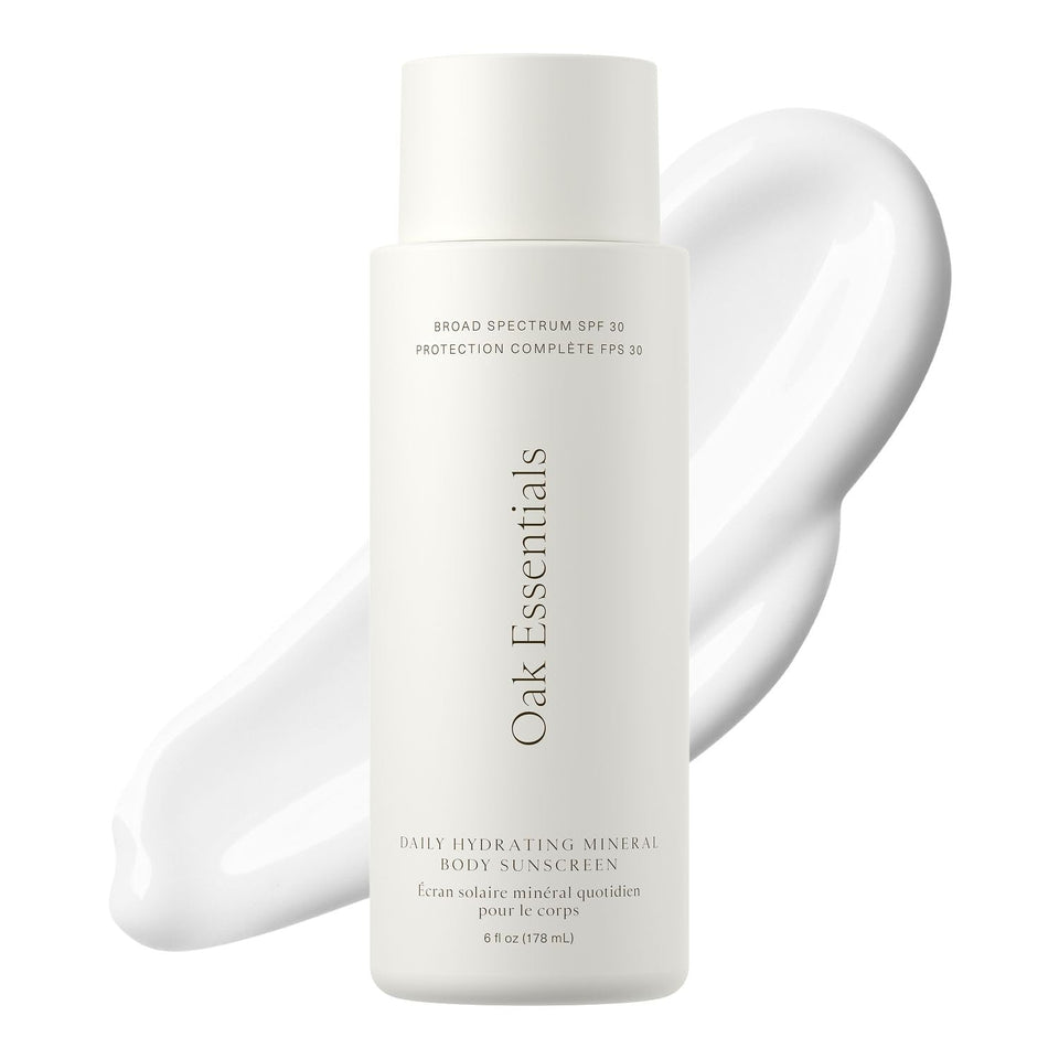 Oak Essentials Daily Hydrating Mineral Sunscreen bottle shows a non-greasy, fast-absorbing finish.