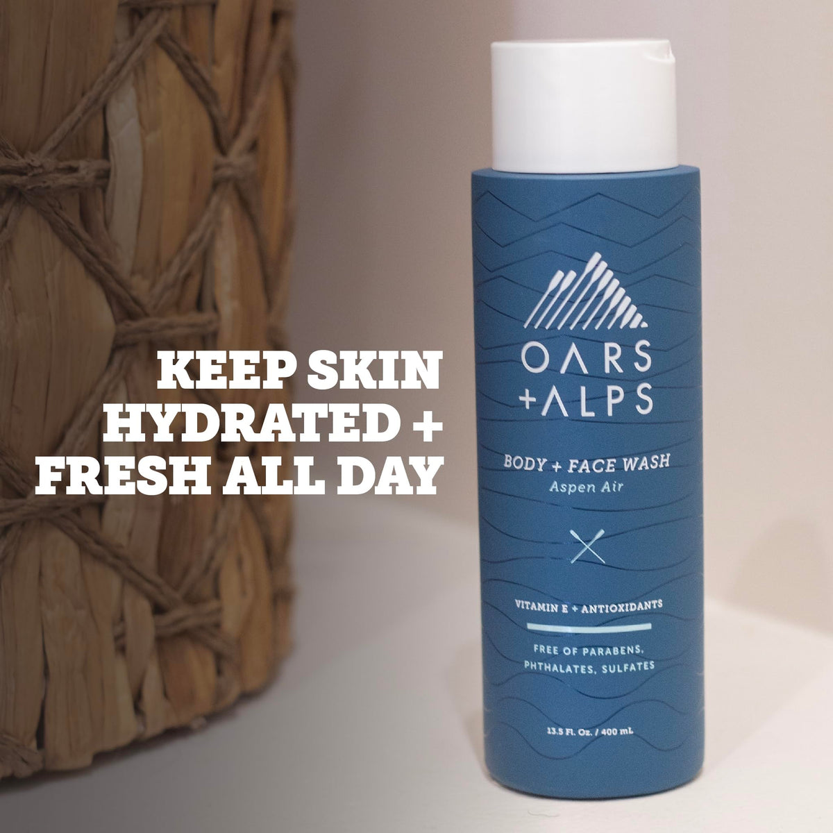 Oars + Alps Aspen Air bottle label close-up highlighting vegan, cruelty-free formula