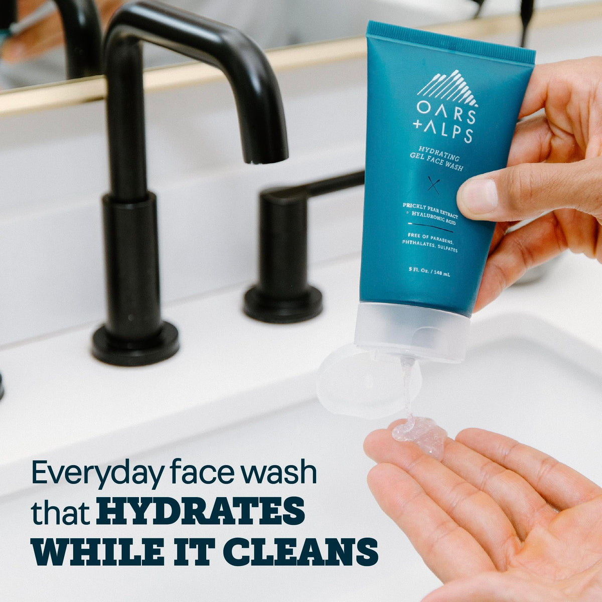 Oars + Alps Hydrating Gel Face Wash creates a gentle lather for a comfortable cleanse