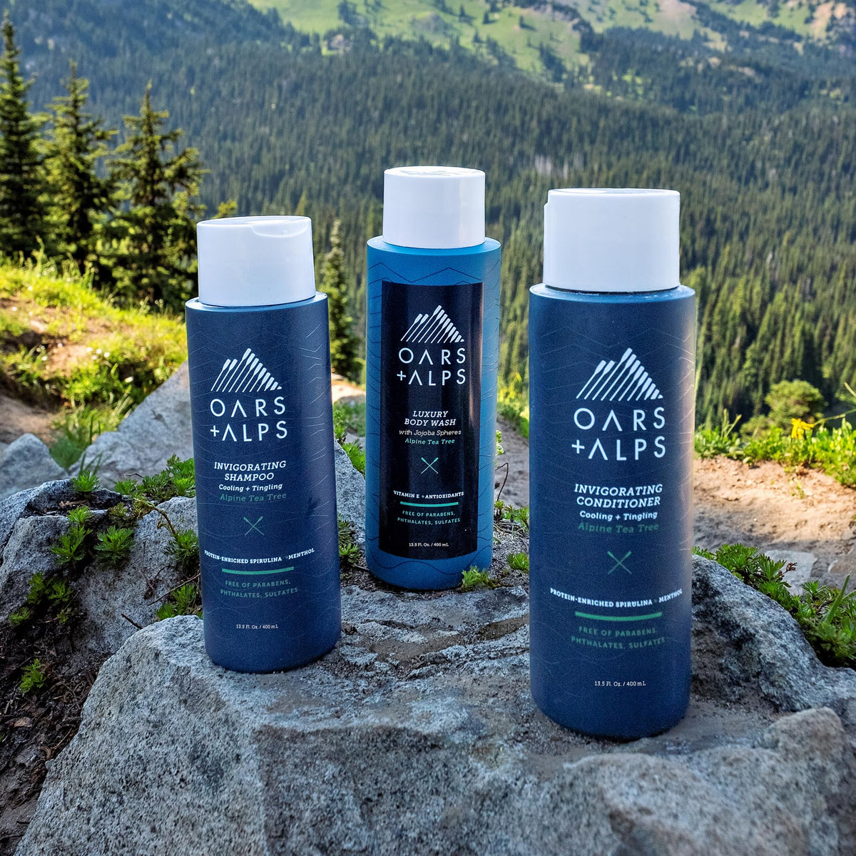 Oars + Alps shampoo lather demonstrating cleansing action
