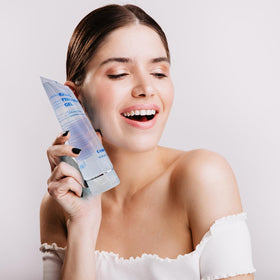 Oeneis protective barrier between device and skin to help reduce irritation.