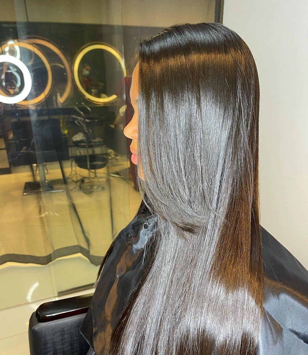 OGC Step-by-step application guides effortless use for lasting smoothing.