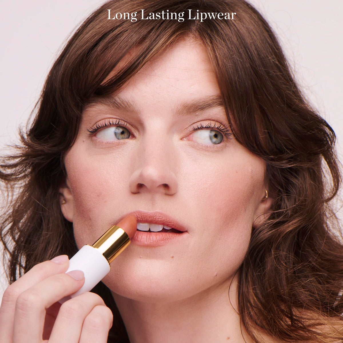 Ingredients highlight: vanilla extract, elderberry, micro hyaluronic acid in lipstick
