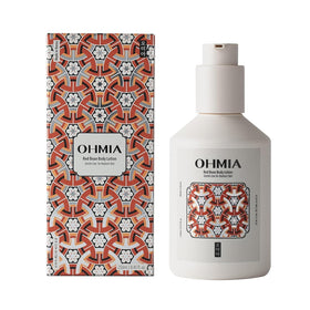 Soft skin after application highlights even texture and subtle scent
