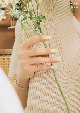 Ohora Olivia green patterned wraps deliver long-lasting wear up to two weeks.