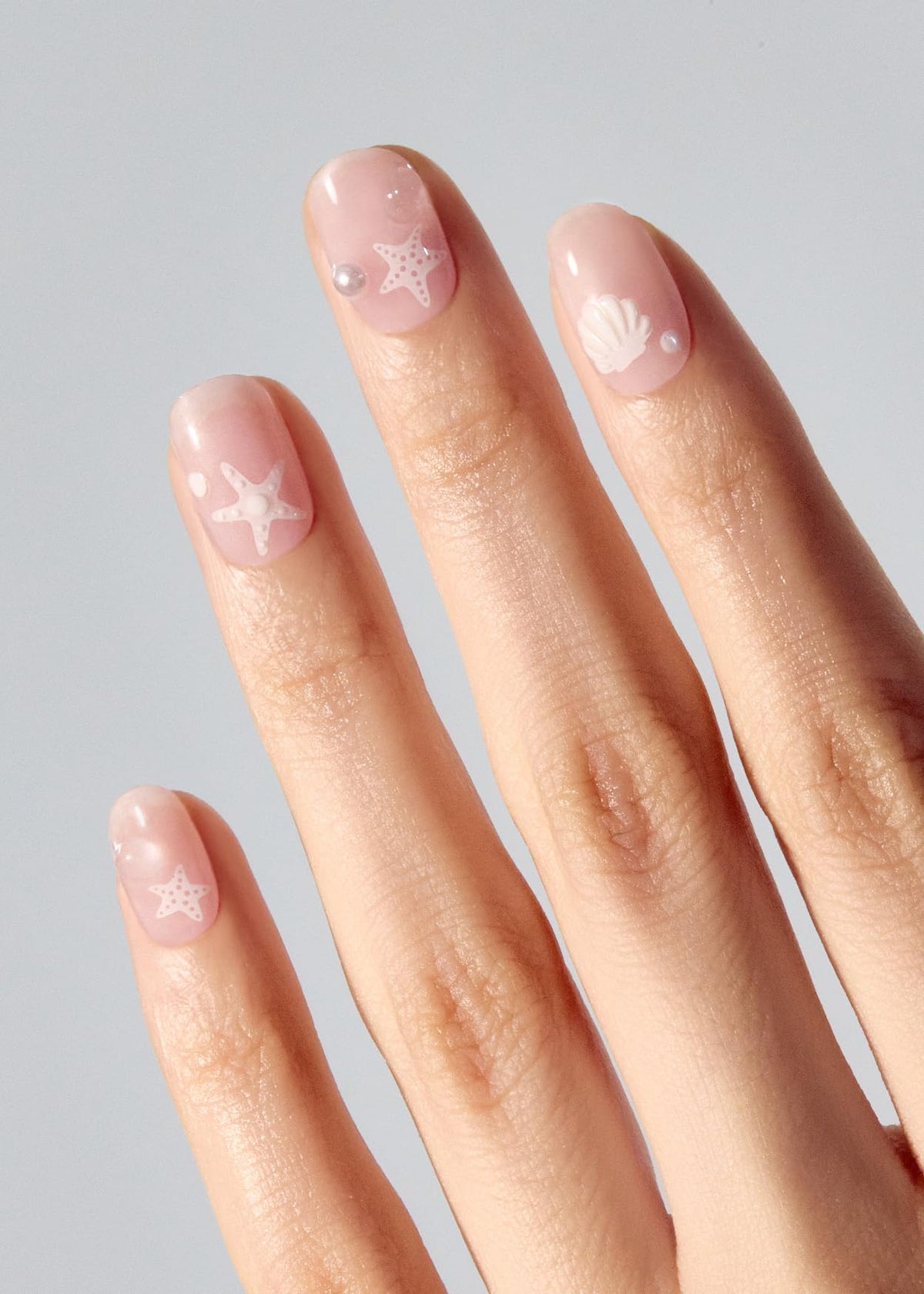 Ohora Seashell Love contents with wraps and tools for easy at-home manicure