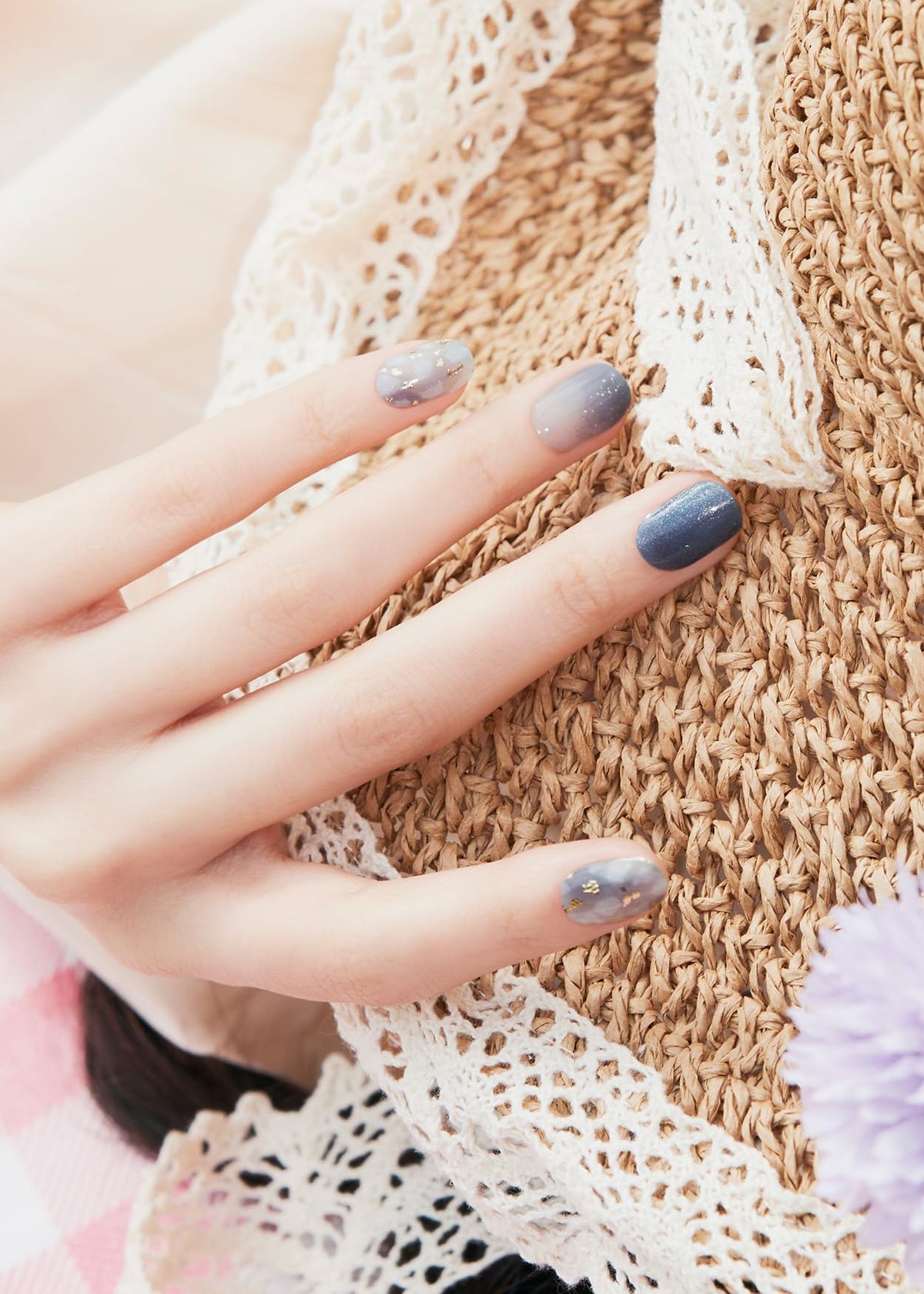 ohora gleam blue glitter closeup highlighting the shimmer in the wraps.