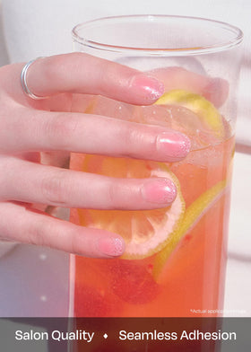 ohora N Fairy Blush UV top gel layer provides lasting shine and water resistance.
