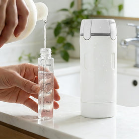 OJJ light shielding feature keeps liquids fresh in transit.