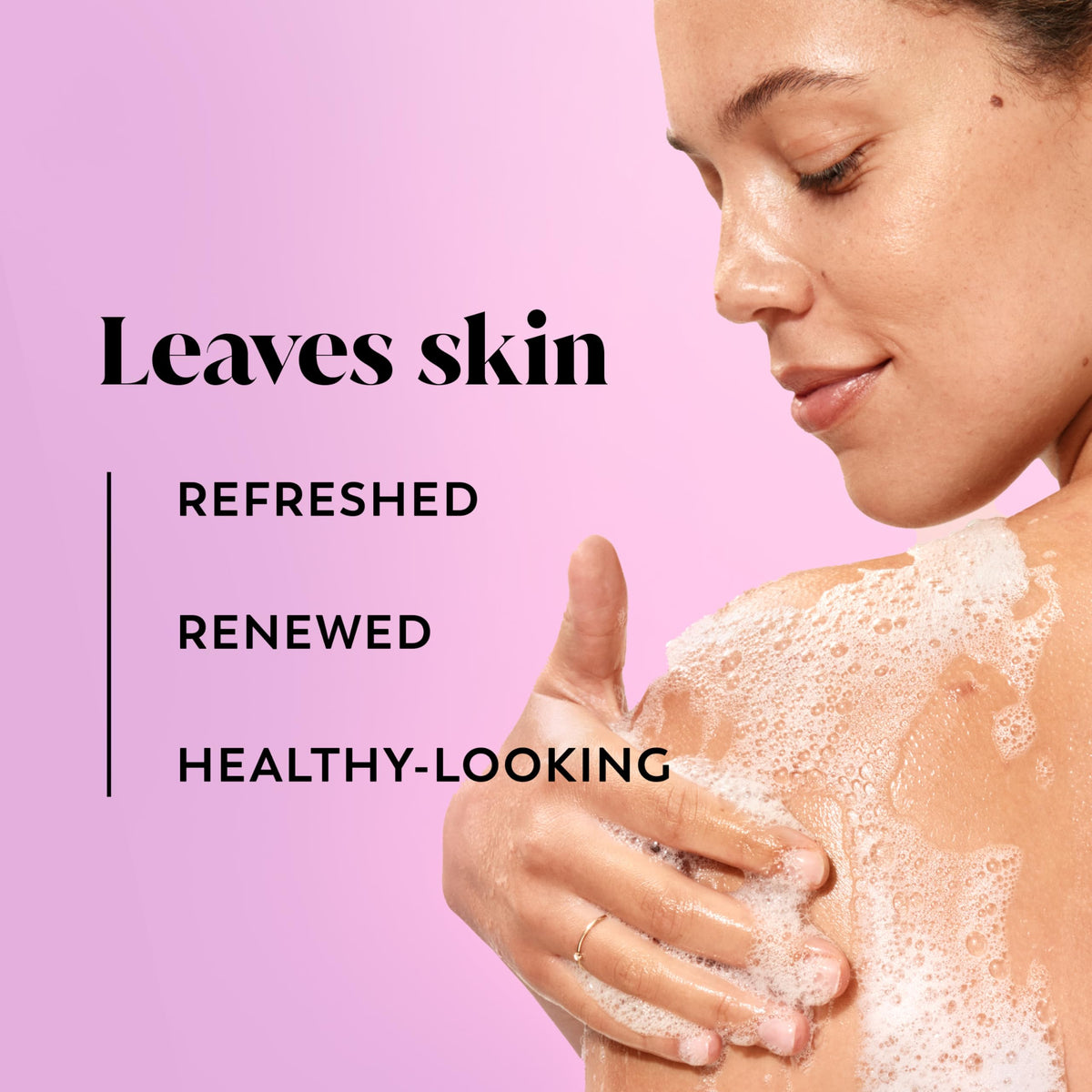 Olay Fresh Outlast foamy lather creates a creamy cleansing experience.