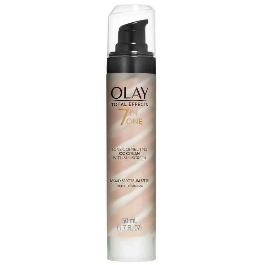 Olay Total Effects lightweight texture close-up highlights natural looking coverage.
