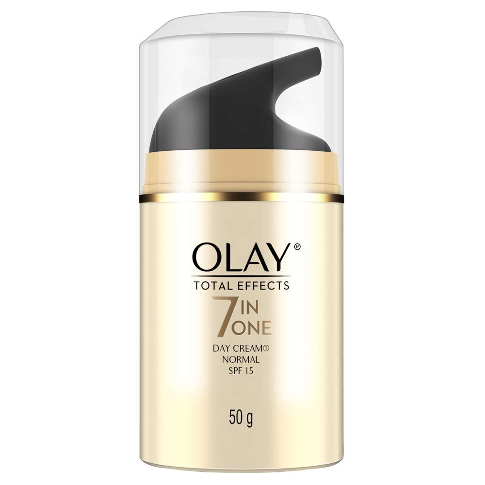 Olay Total Effects 7-in-1 Day Cream packaging shows SPF 15 protection for daily use