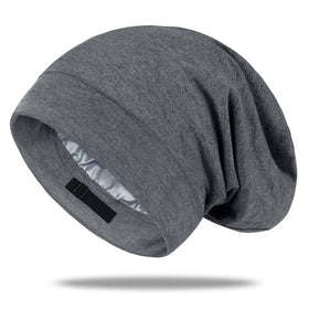 OLESILK Mulberry silk bonnet close-up texture protects hair while you sleep.