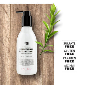 Detangled curls or dry hair benefiting from Calura balance.