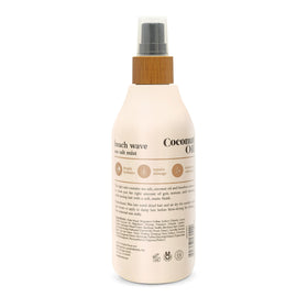 Oliology Sea Salt Mist texture close-up shows airy beachy definition.