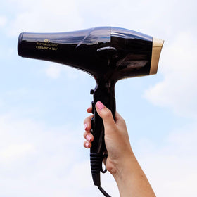 Olivia Garden 1875W hair dryer storage bag included for travel.