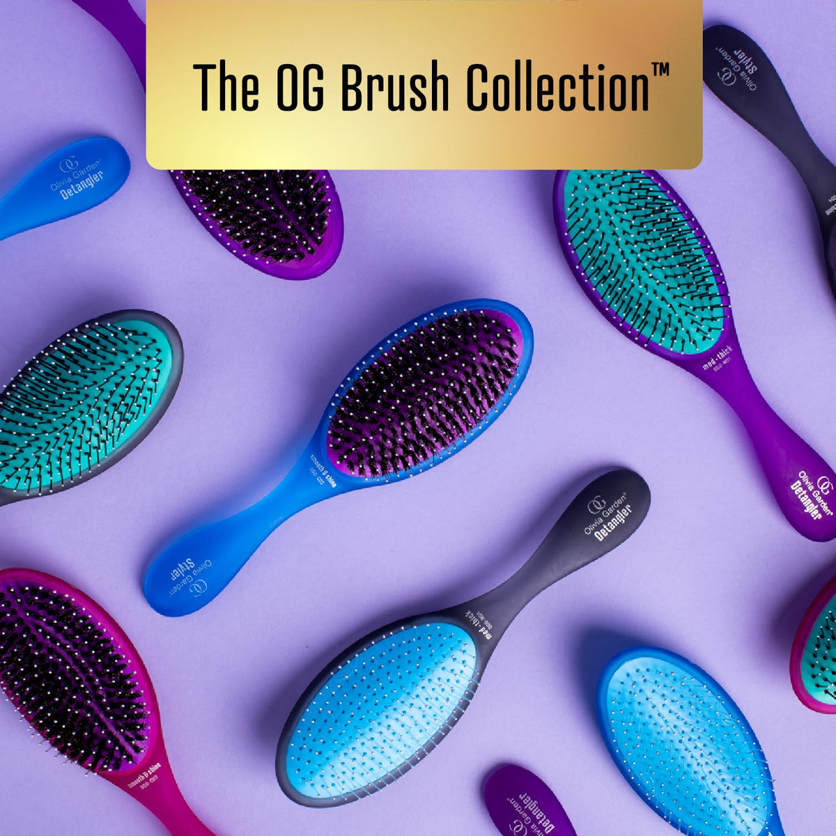 Removable cushion design on Olivia Garden Aurora Detangler Brush for easy cleaning.