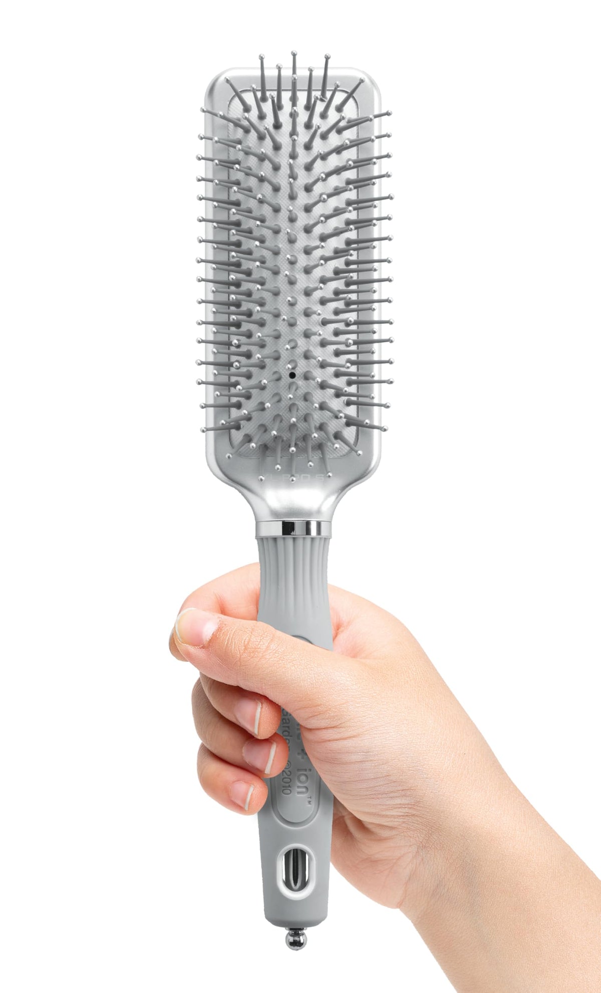 Close-up of ion-charged bristles on the Olivia Garden brush for smooth hair.