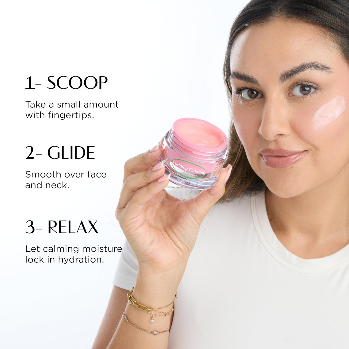 OLIVIAUMMA centella and aloe close-up shows soothing plant extracts.