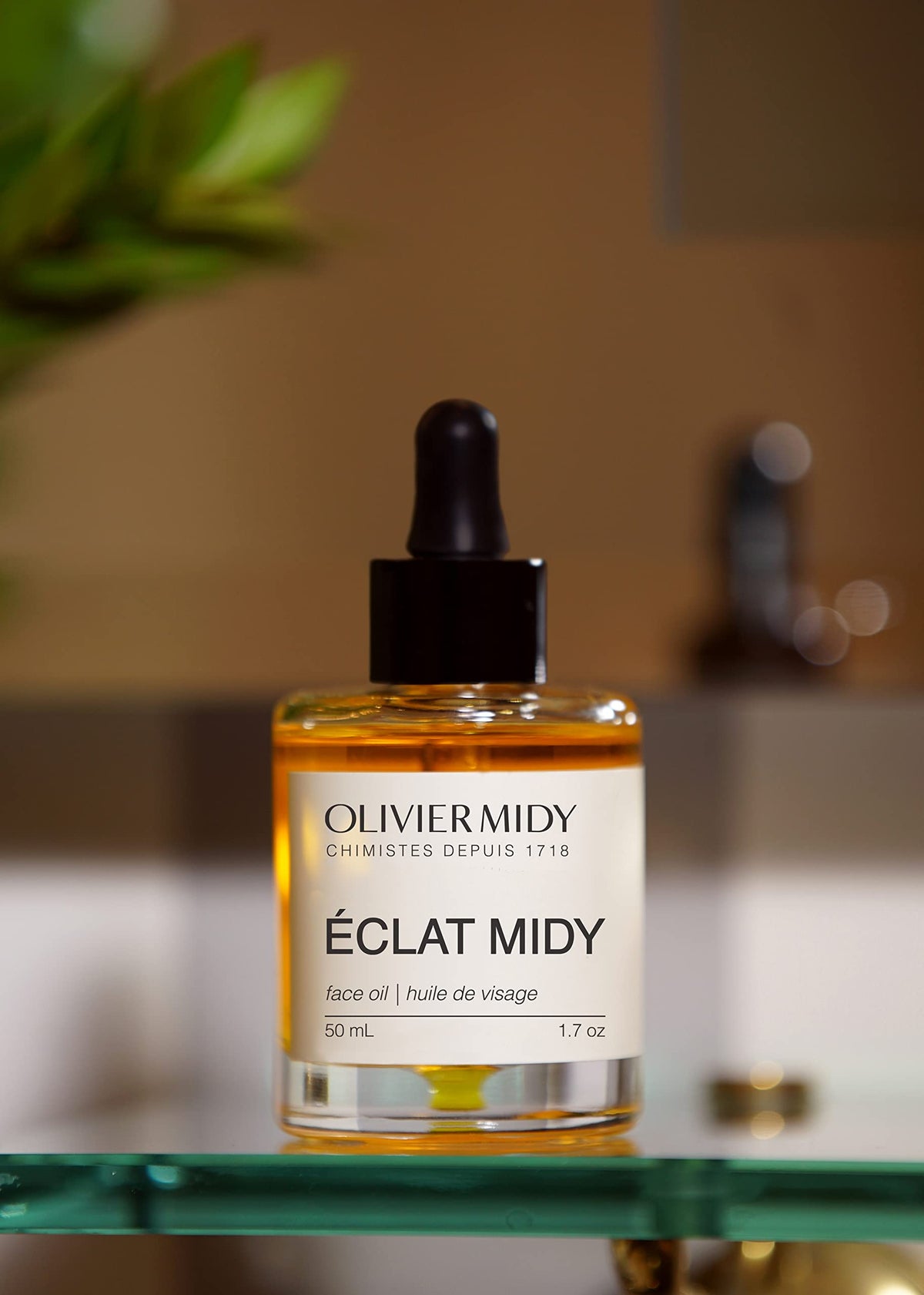 Olivier Midy Eclat Midy label detail showcasing premium vegan branding.