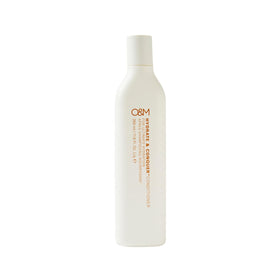 O&amp;M Hydrate & Conquer conditioner bottle shows hydration for dry hair