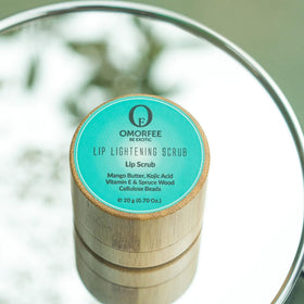 Creamy natural butters and oils in Omorfee scrub deliver lasting softness.