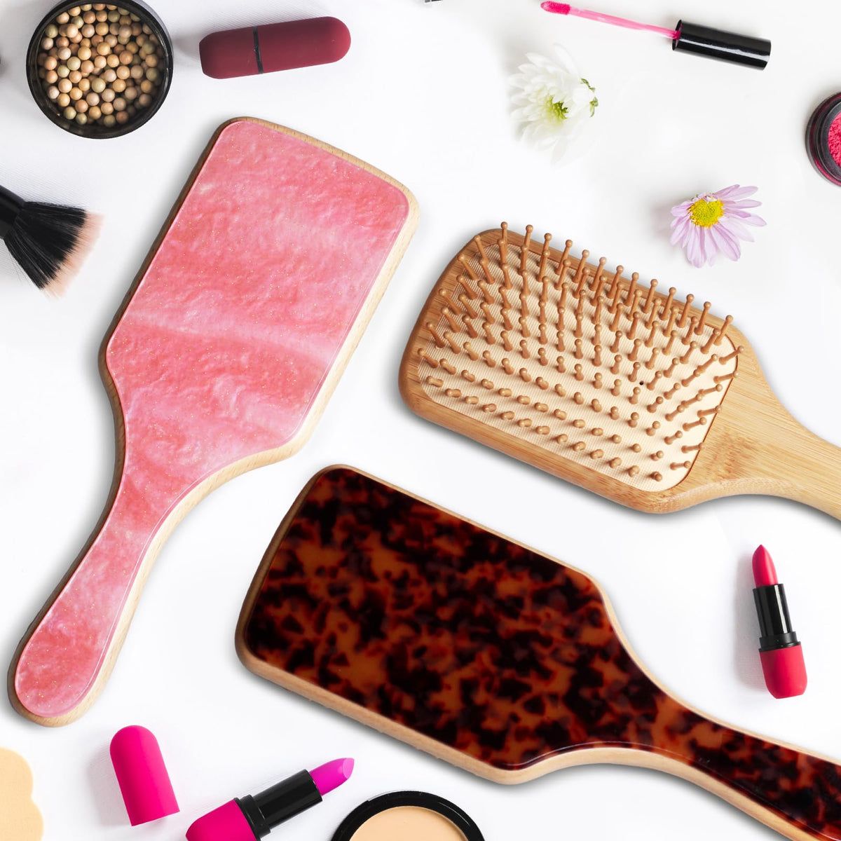 Omzjsvyq rounded wooden bristles massage the scalp while brushing.