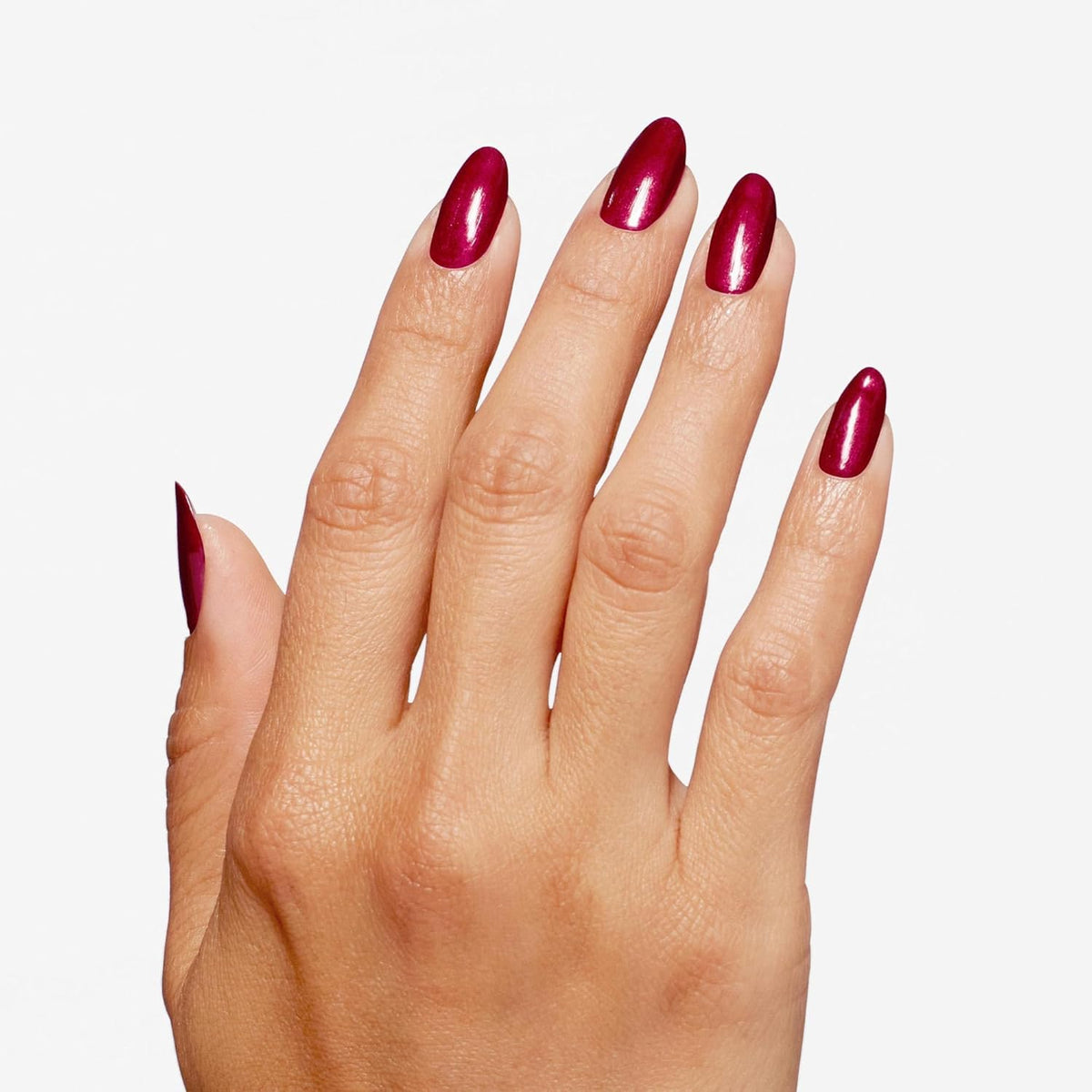Finished burgundy manicure with high-shine look