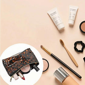 ORBENTO Retro tortoise makeup bag as clutch for evenings.