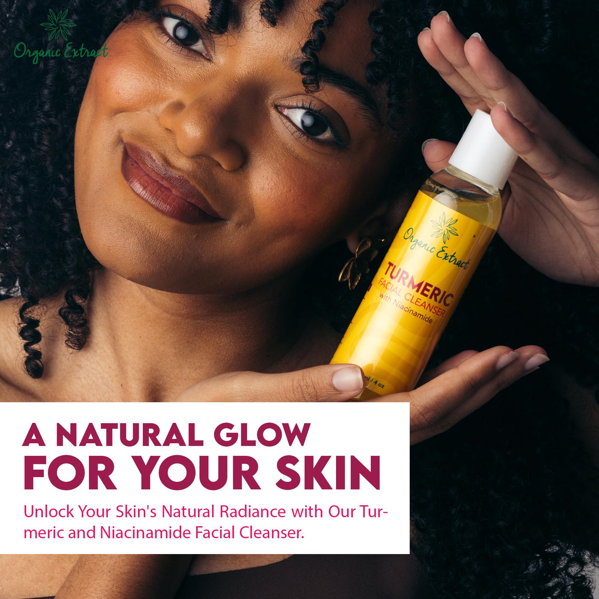 Organic Extract Turmeric Face Wash foaming hand demonstrates gentle exfoliation and thorough cleansing.