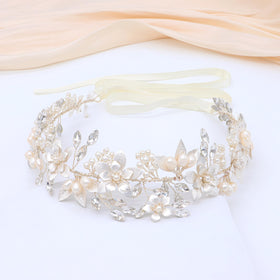 Oriamour bridal headpiece with crystals accents for elegant sparkle on your big day.