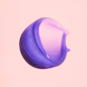Dispensing pump of ORIBE serum showing heat protection up to 450°F