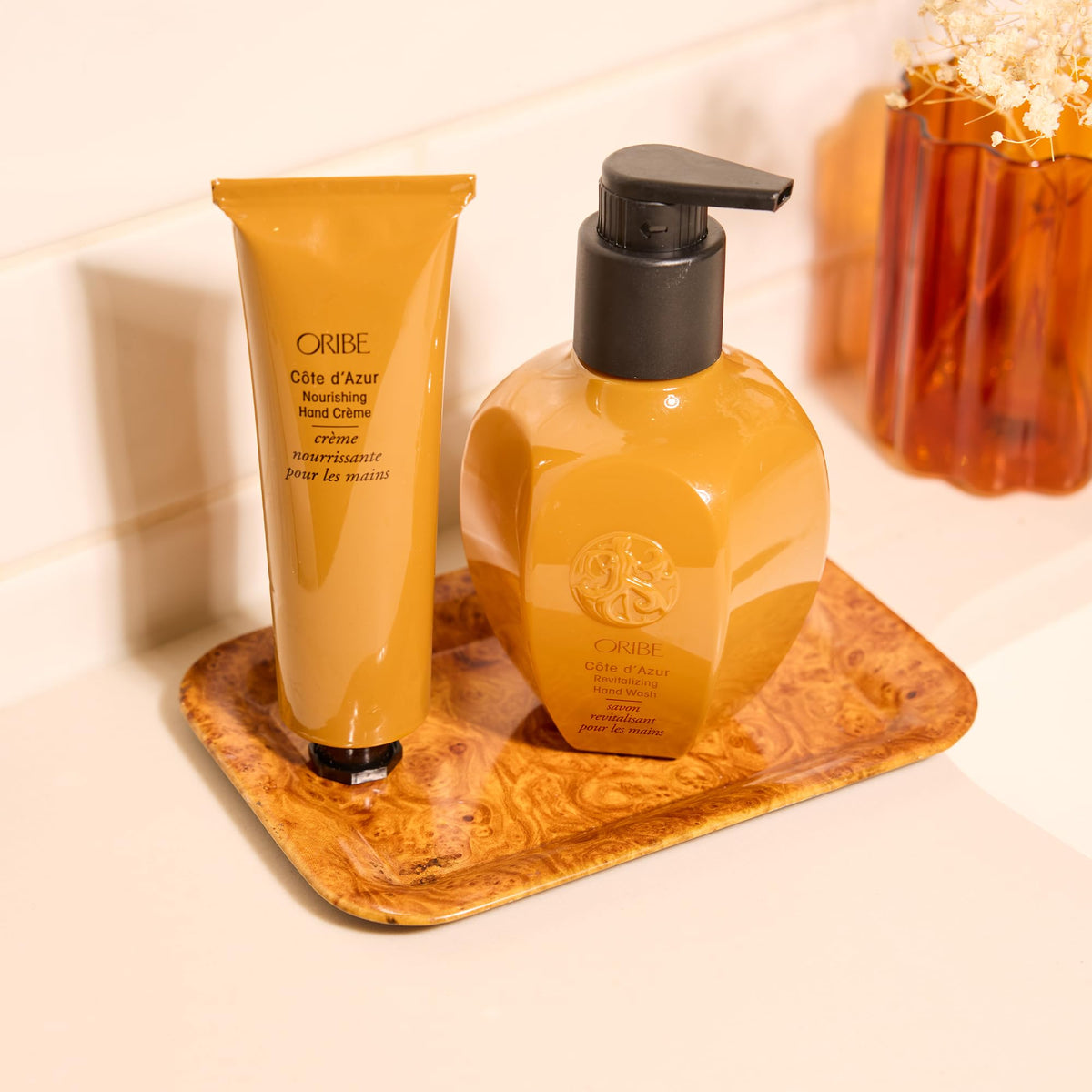 Oribe Côte d’Azur Nourishing Hand Crème fragrance close-up conveys signature scent.