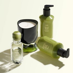 Oribe Desertland Replenishing Body Wash closeup of pearlescent texture