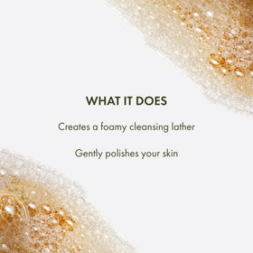 Origins Ginger Exfoliating Body Wash pouring lather to exfoliate and refresh the skin