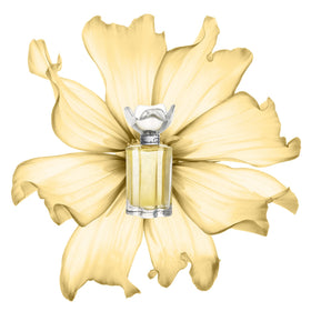 Oscar de la Renta Esprit d’Oscar travel spray 15ml for on-the-go touch-ups.