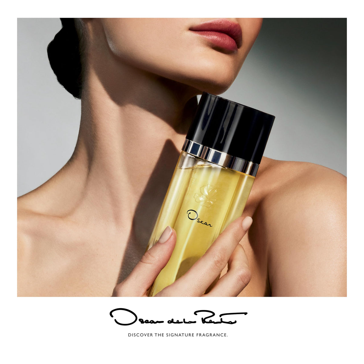 Oscar de la Renta Oscar Signature Travel Spray for convenient on the go scent refresh