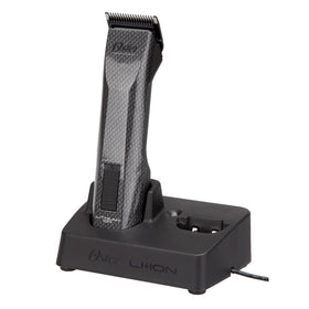 Oster Professional Octane with detachable blade for quick swaps and precise detail work
