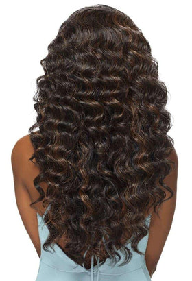 Outre Ashani half wig parting demonstrates believable scalp illusion