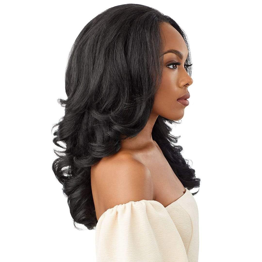 Outre Braids Neesha Soft & Natural close-up texture