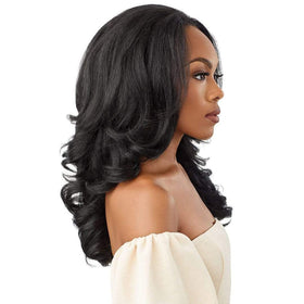 Outre Braids Neesha Soft & Natural close-up texture