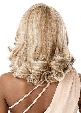 Outre Braids Primrose glueless installs for fast, effortless styling