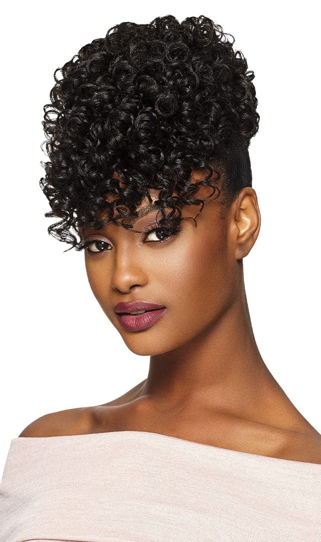 Outre Braids Pineapple Pony Softie close-up shows premium fibers with soft, natural luster