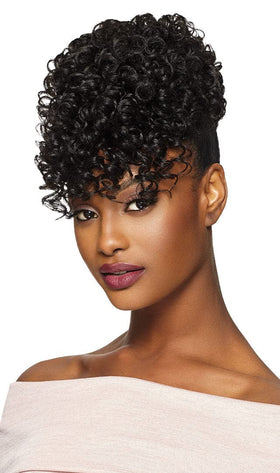 Outre Braids Pineapple Pony Softie close-up shows premium fibers with soft, natural luster