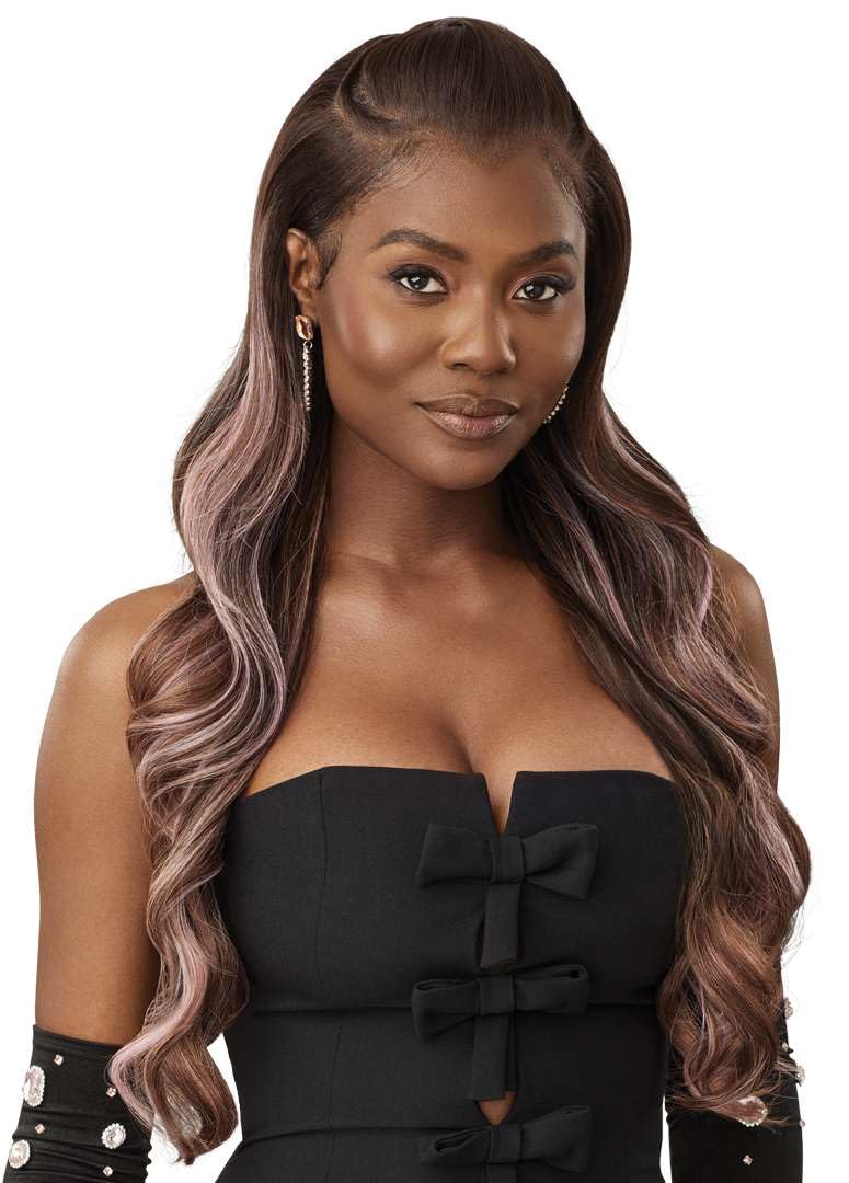Outre Braids widow's peak hairline detail for a natural looking pre-plucked result.
